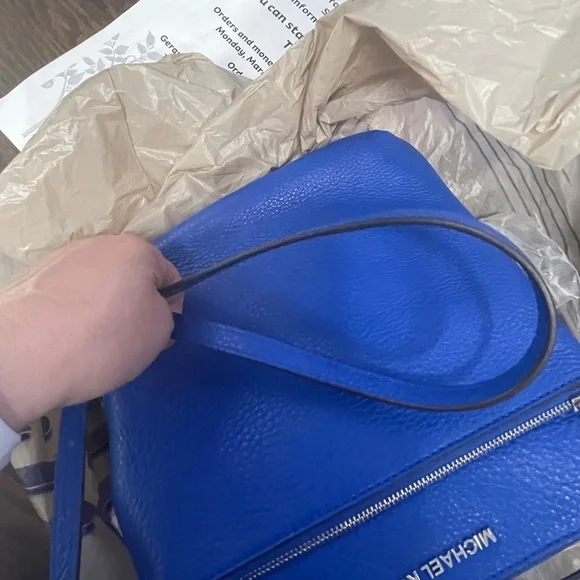 Michael Kors new with tags - Picture 7 of 16